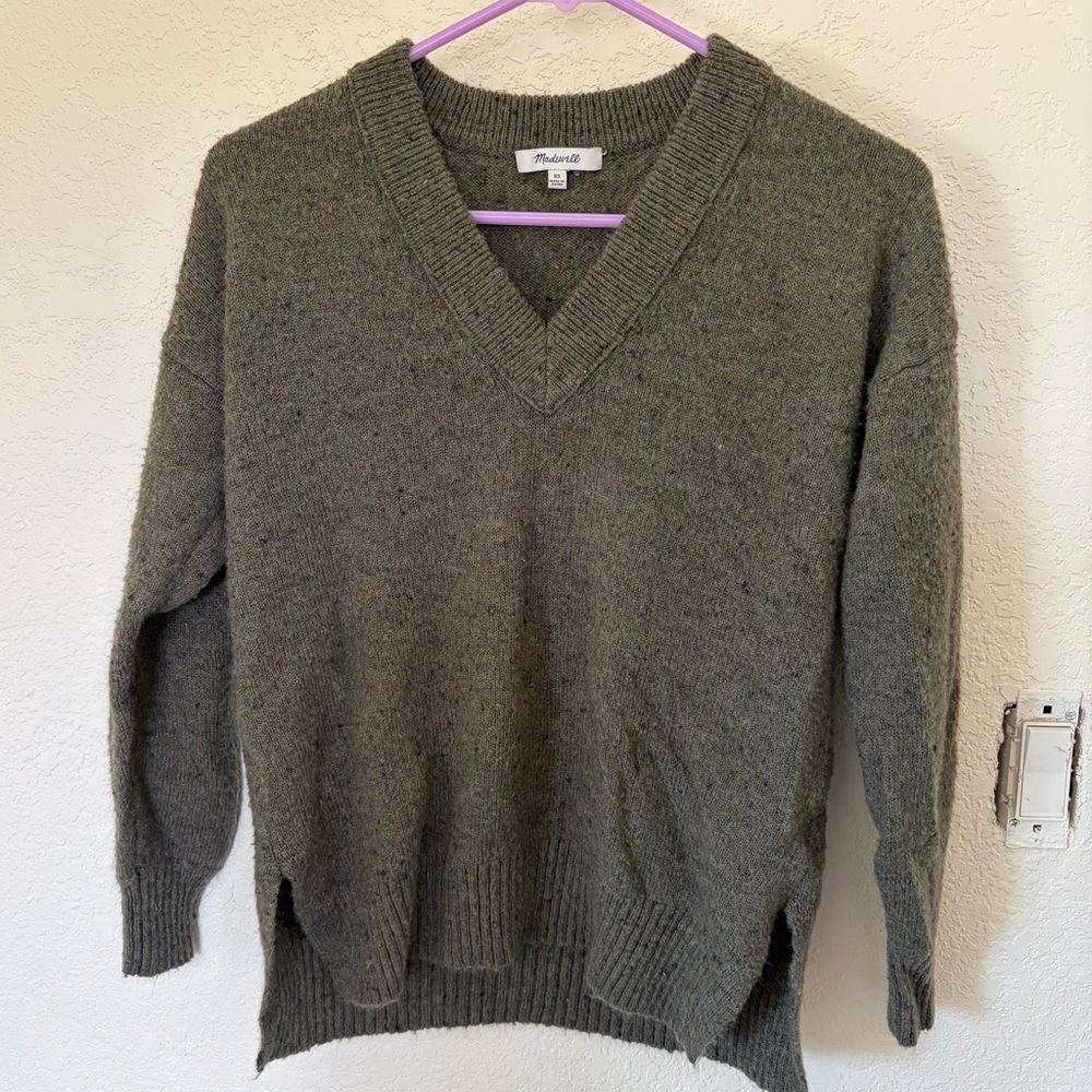 Madewell Women’s Olive V-Neck Sweater.